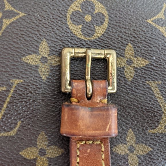 Louis Vuitton Vintage Shoulder Bag - Picture 6 of 9